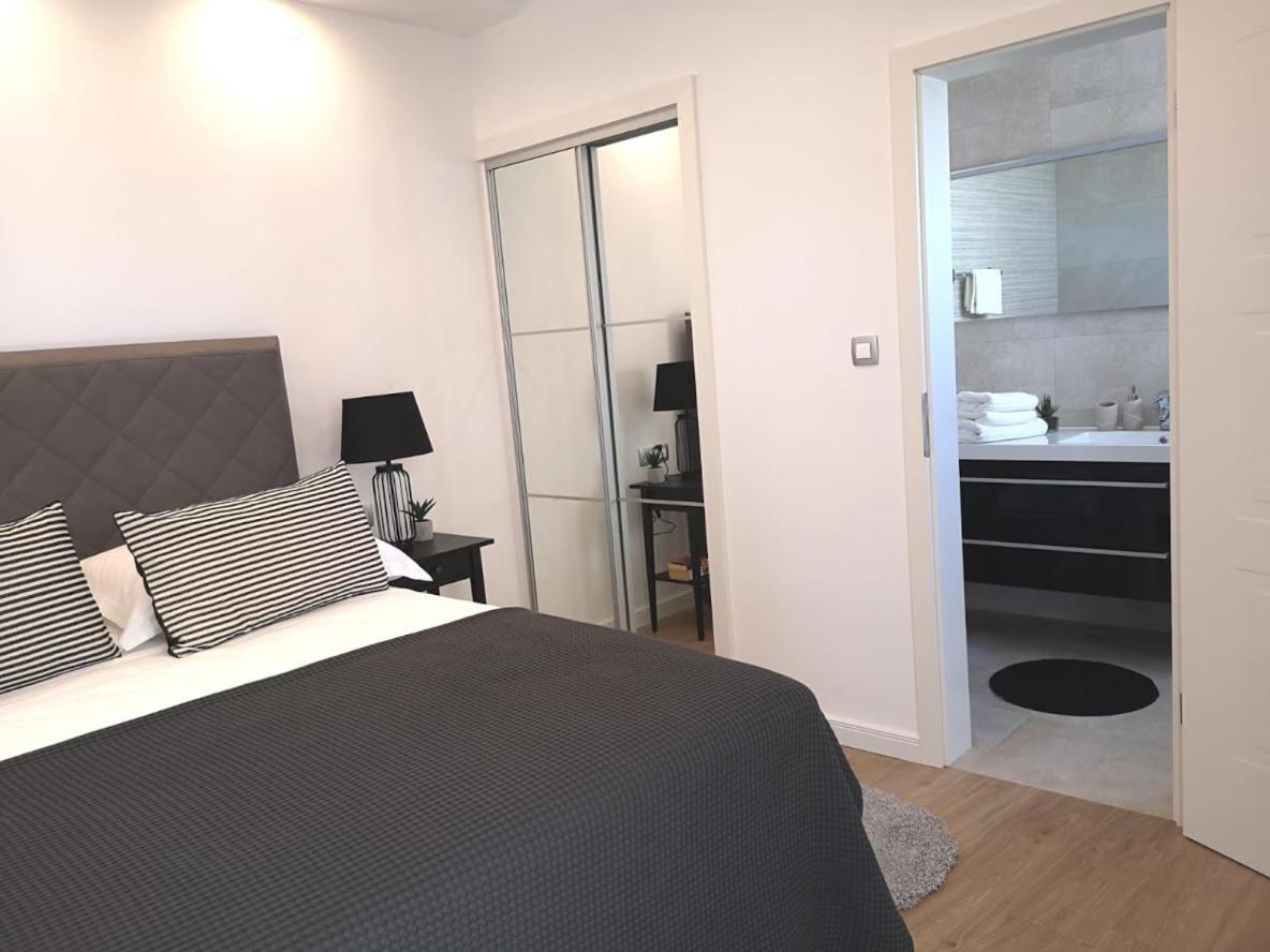 Apartments Antoana Hvar Town Exterior photo