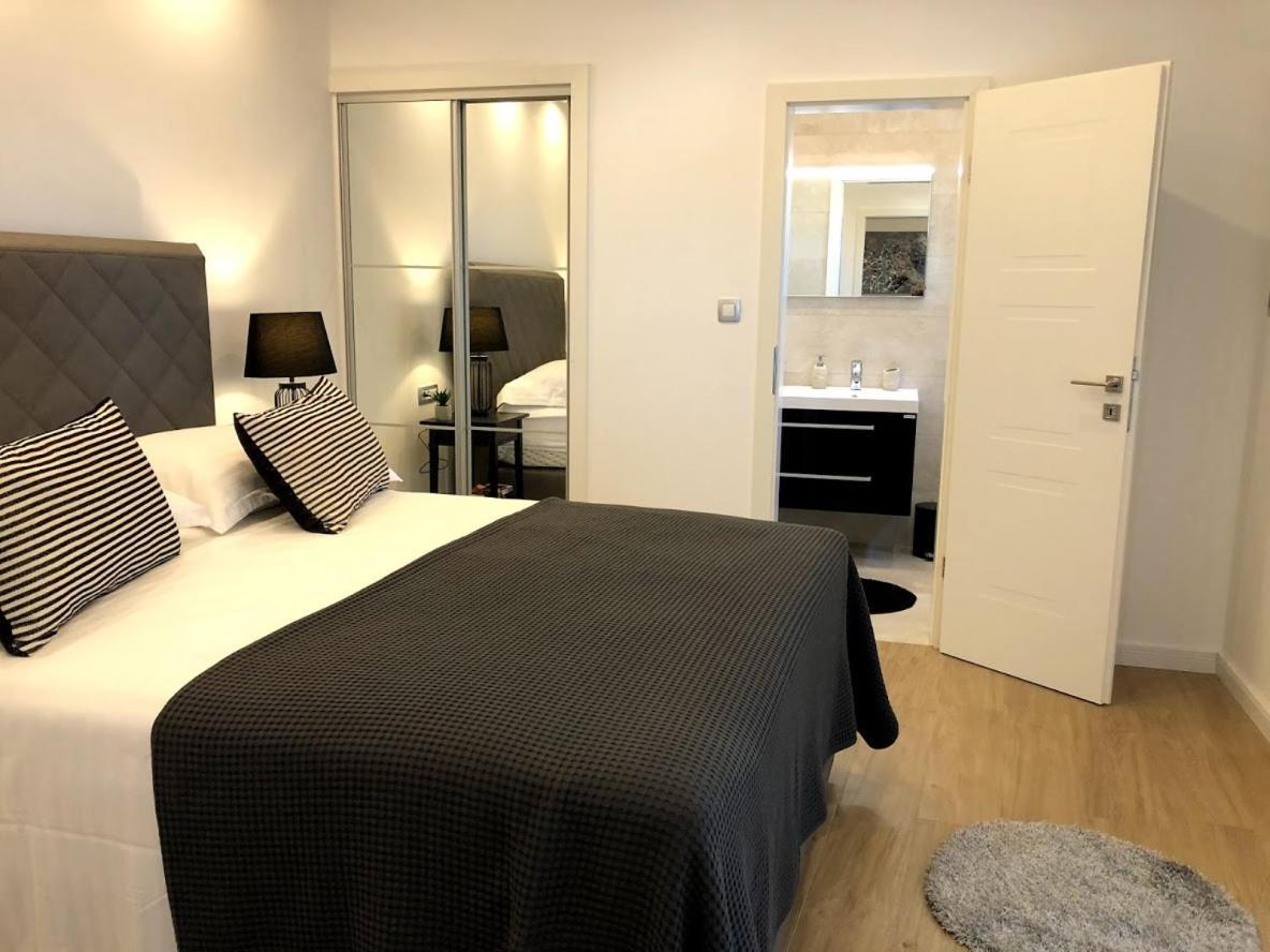 Apartments Antoana Hvar Town Exterior photo