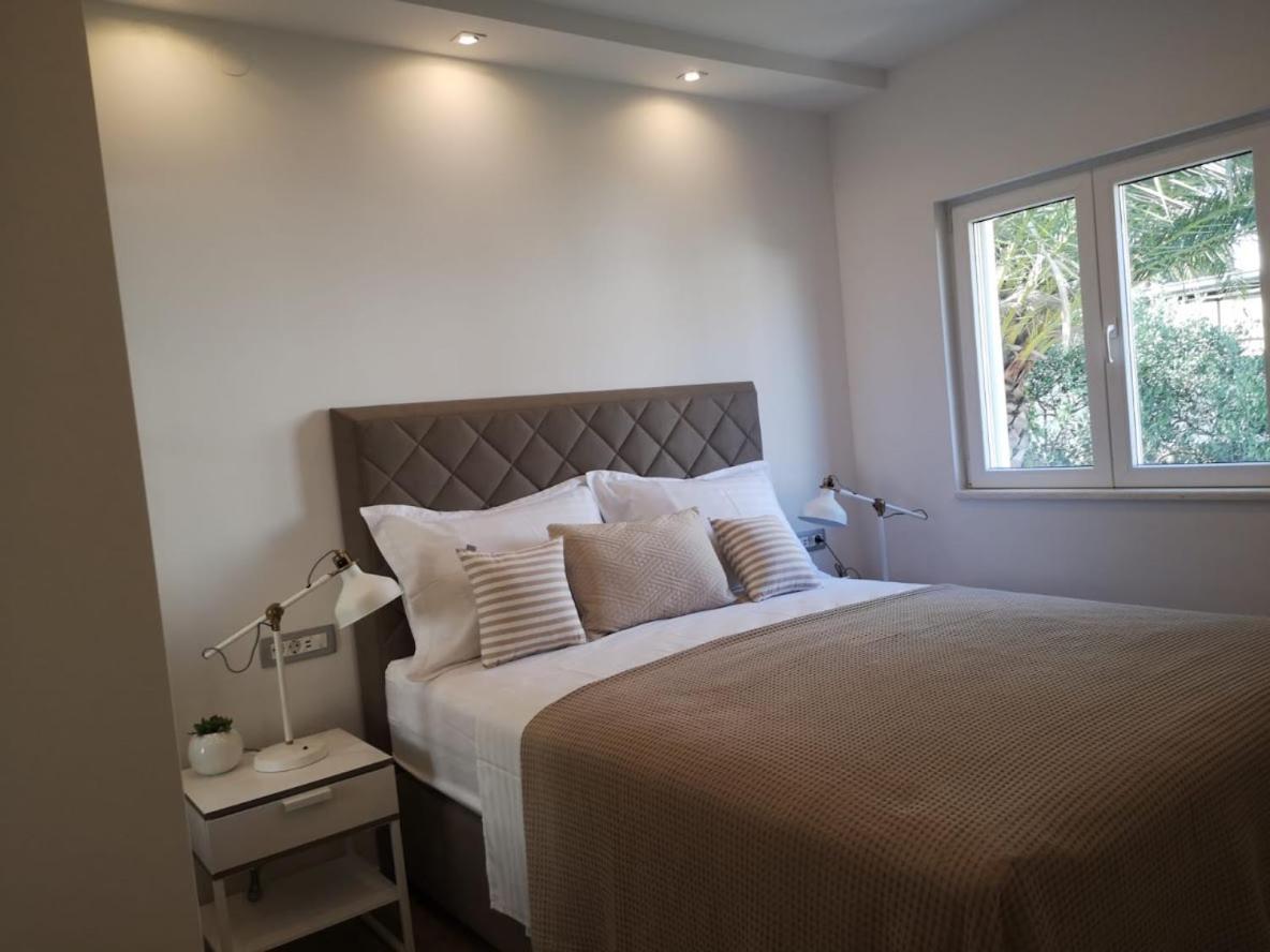 Apartments Antoana Hvar Town Exterior photo