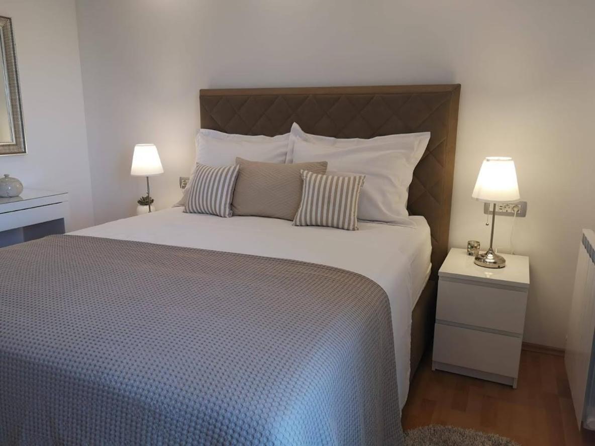 Apartments Antoana Hvar Town Room photo