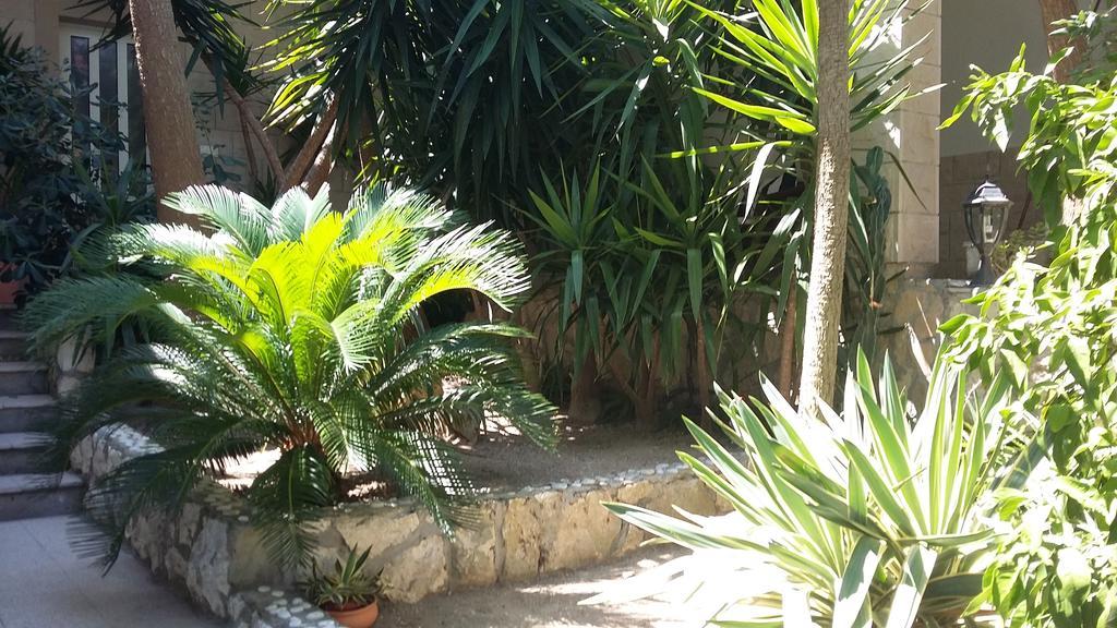 Apartments Antoana Hvar Town Exterior photo