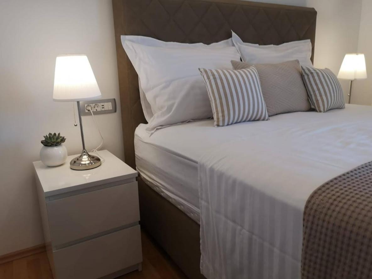 Apartments Antoana Hvar Town Room photo